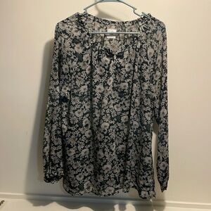 Cabi long sleeve women’s blouse.
